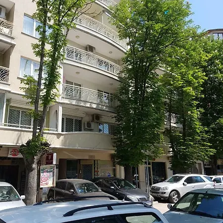 Mommy's House Apartment