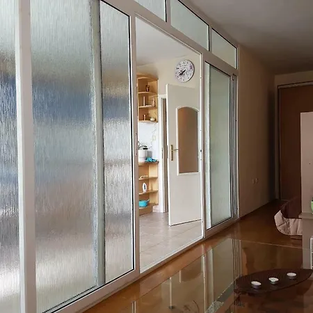 Mommy's House アパート ヴァルナ